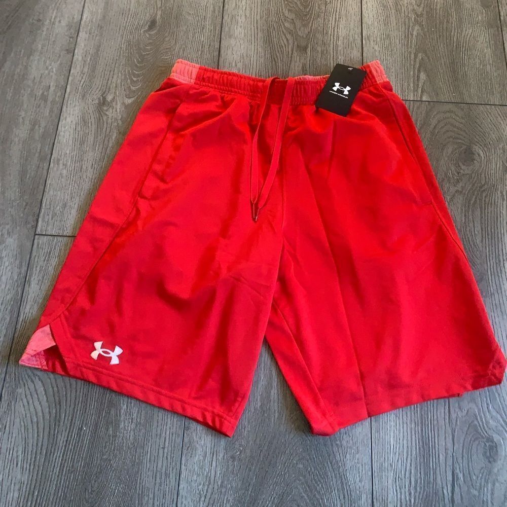Under armour men’s small 9” pocket shorts